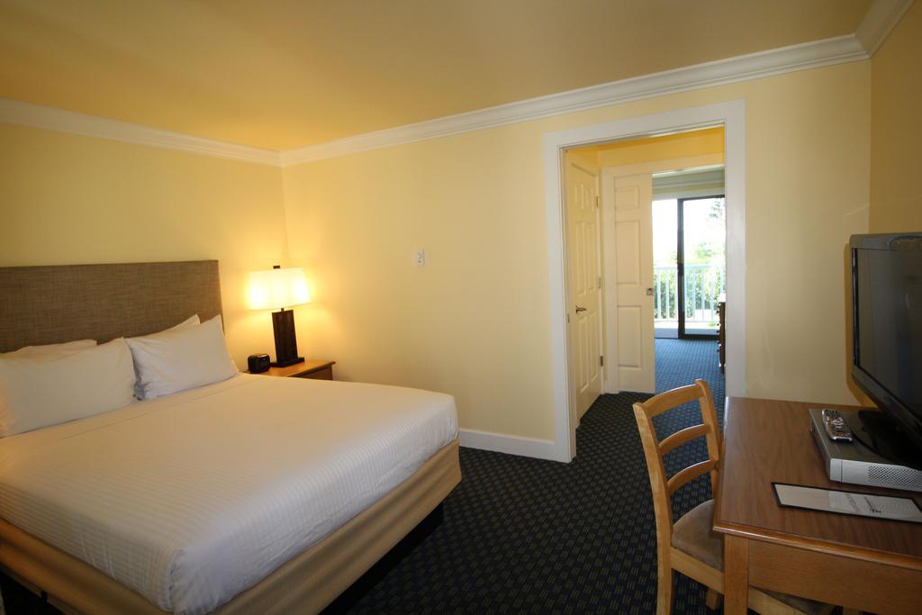 Anacortes Ship Harbor Inn Exterior photo